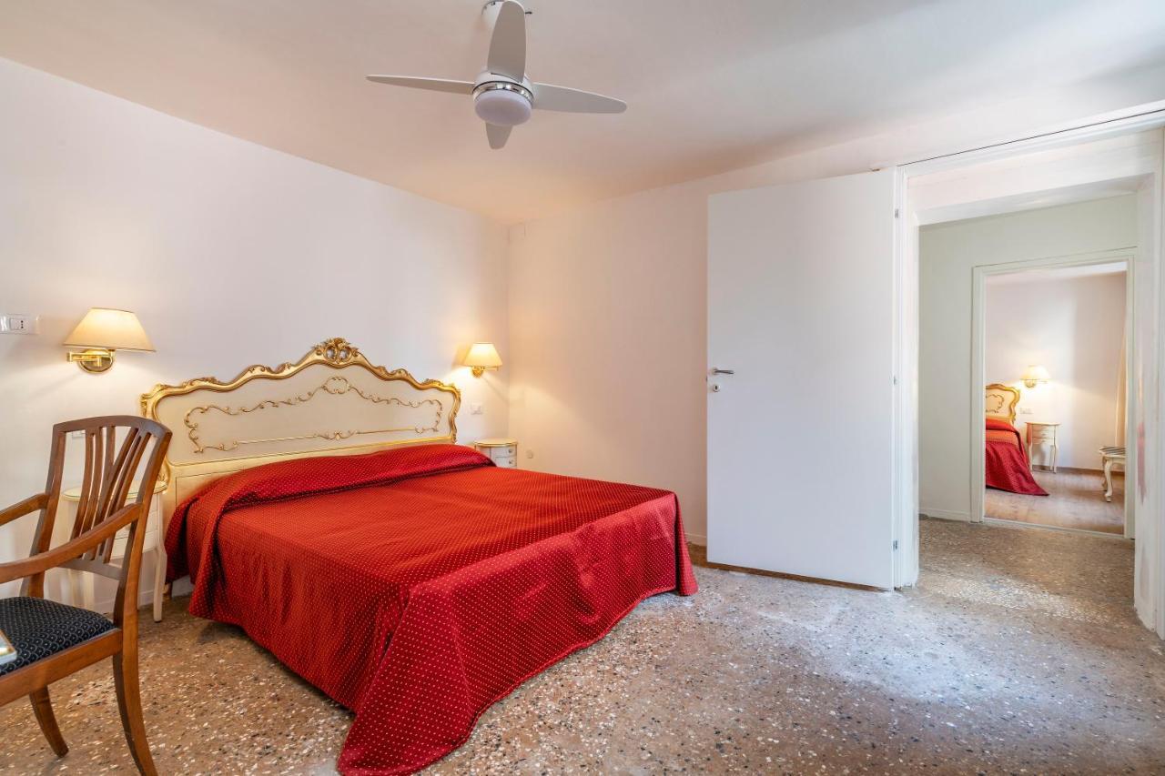 San Luca Flats Aparthotel Venice Exterior photo